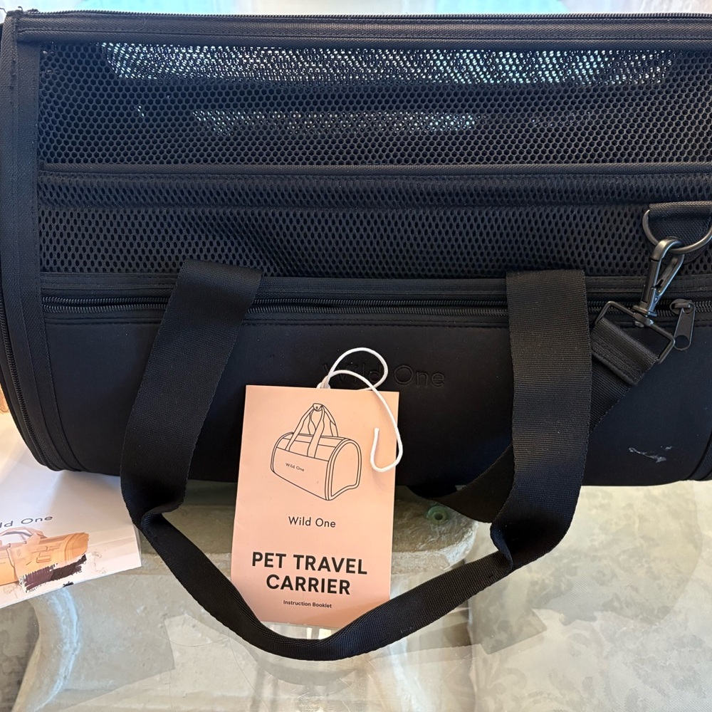Black Dog Travel Carrier with Handles and Multiple Compartments